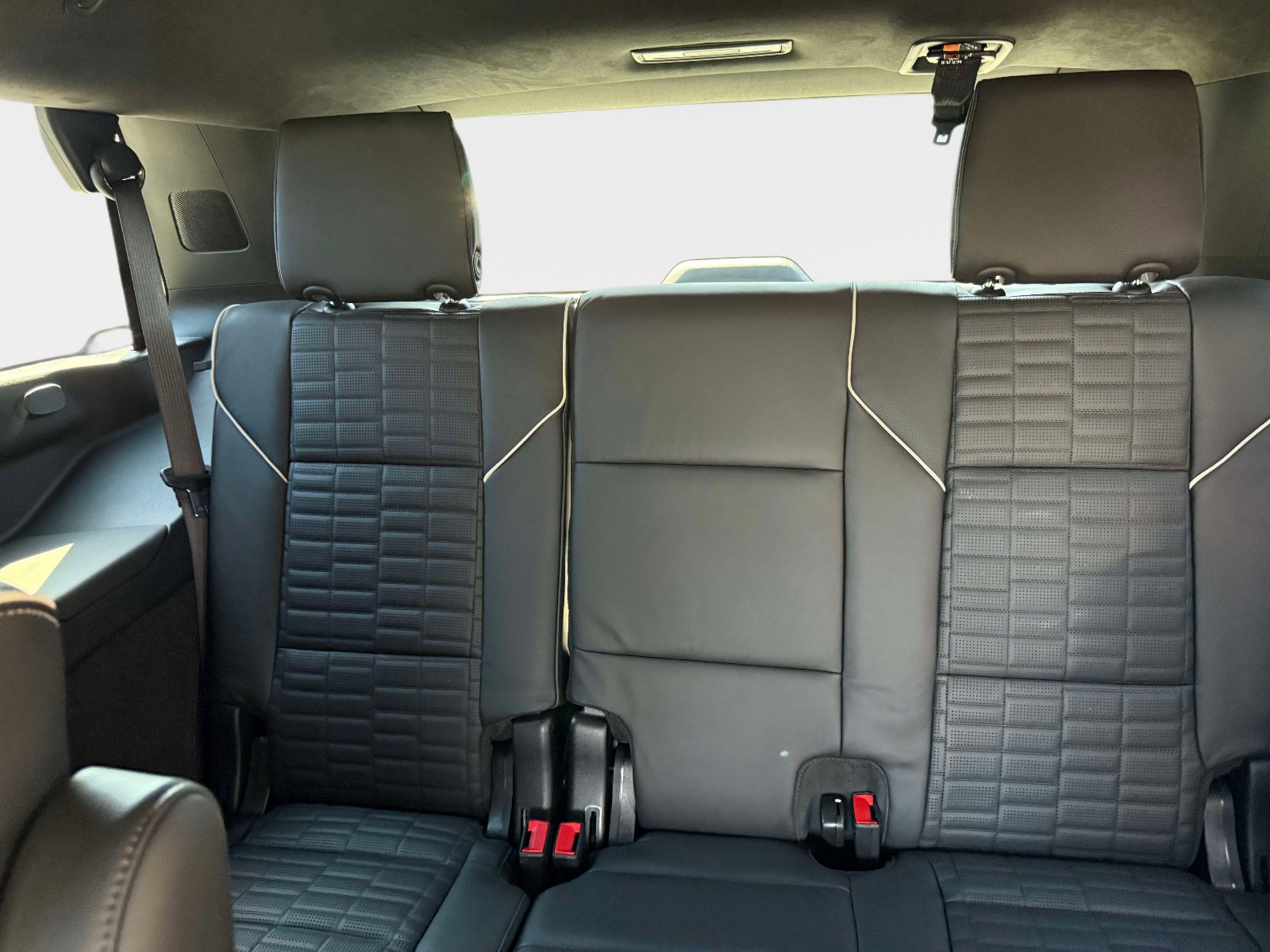 Used 2026 Cadillac Escalade V w/ LPO, ONYX Package image 38