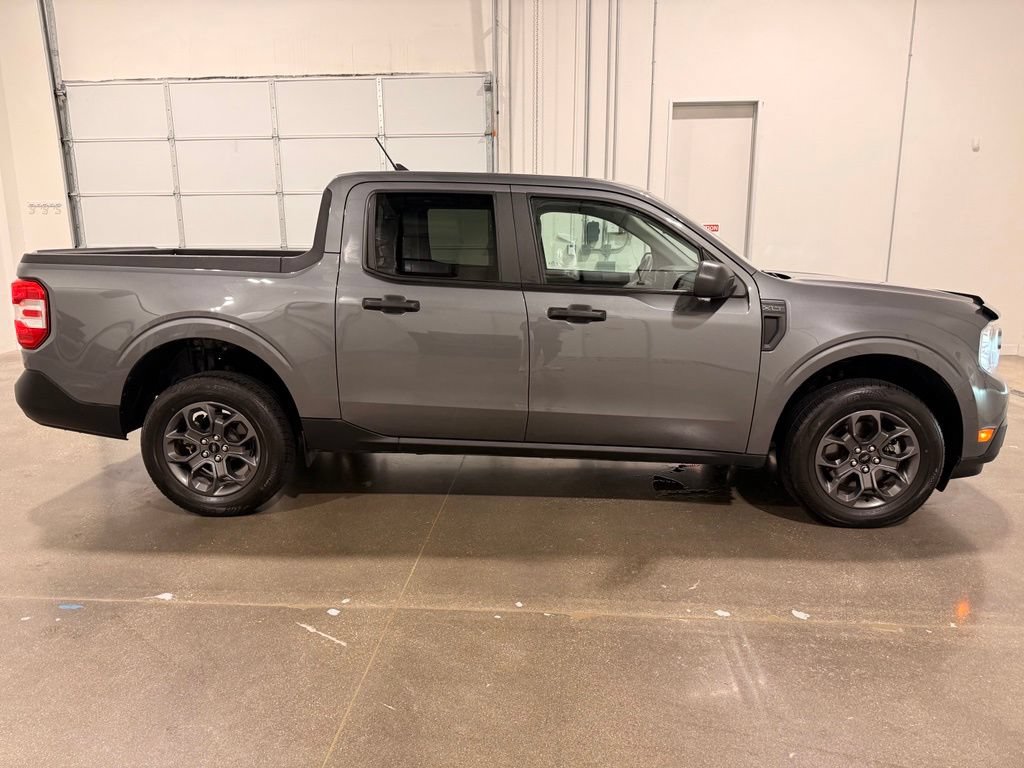 Used 2023 Ford Maverick XLT FWD image 4