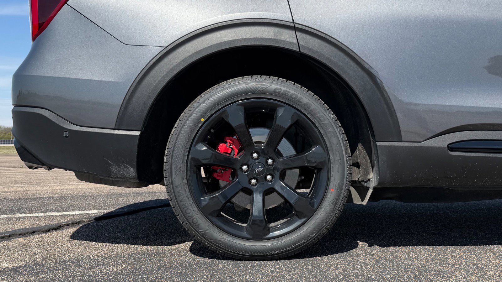 Certified 2021 Ford Explorer ST w/ Equipment Group 401A AWD/4WD image 17