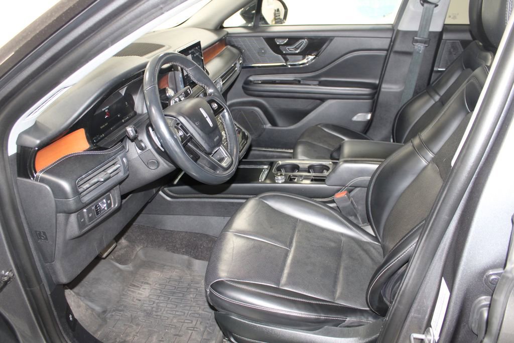 Used 2022 Lincoln Corsair Reserve w/ Elements Package image 23