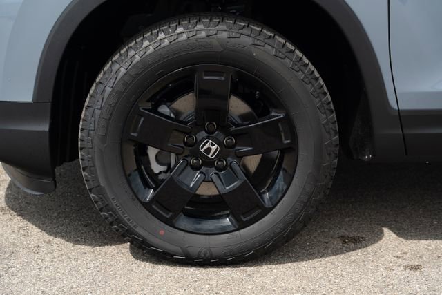 New 2026 Honda Ridgeline Black Edition image 10