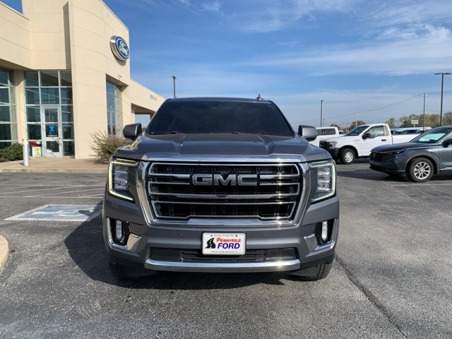 Used 2021 GMC Yukon SLT image 2