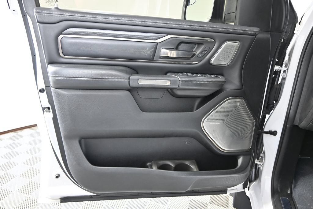 Used 2019 RAM 1500 Limited AWD/4WD image 18