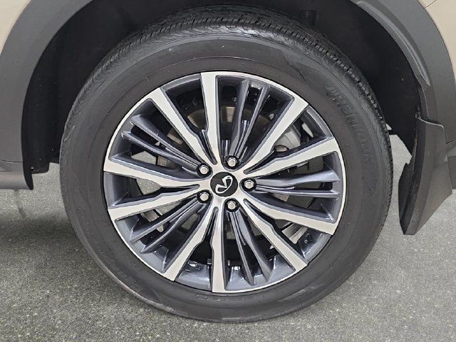 Used 2022 INFINITI QX60 Sensory AWD/4WD image 30