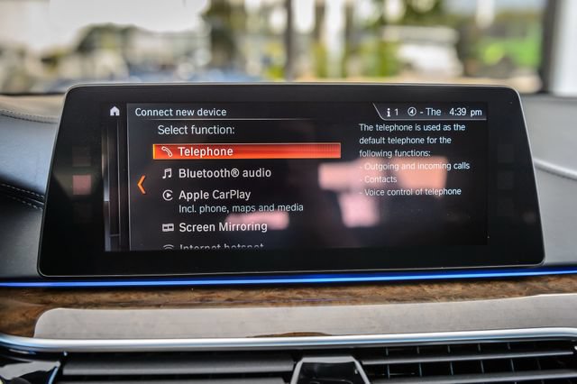 Used 2018 BMW 540i w/ M Sport Package RWD image 22