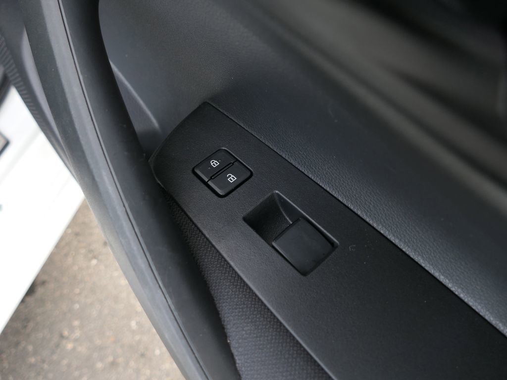 Used 2023 Toyota Corolla LE w/ Carpet Mat Package (TMS) image 27