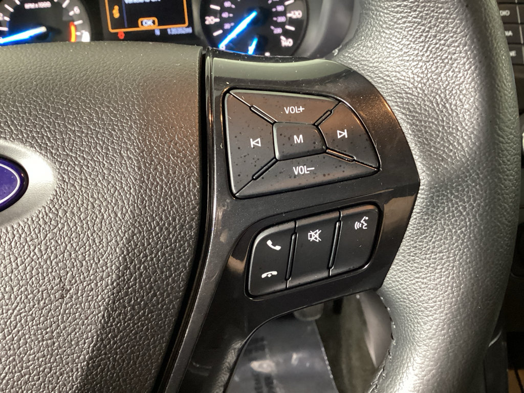 Used 2018 Ford Explorer XLT AWD/4WD image 24