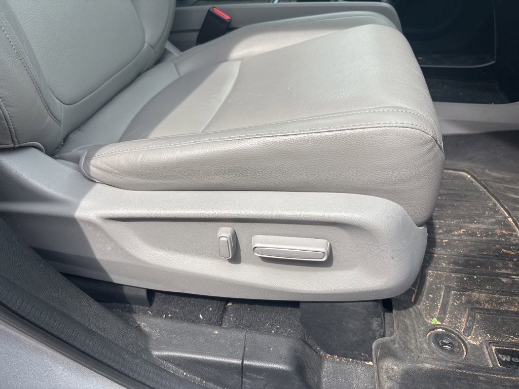 Used 2018 Honda Odyssey EX-L image 29