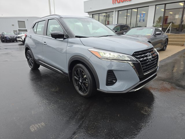 Certified 2024 Nissan Kicks SR w/ SR Premium Package image 1