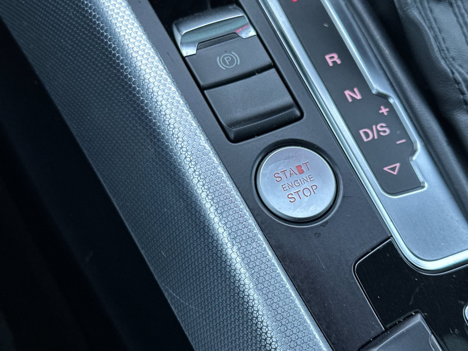 Used 2015 Audi Q5 2.0T Premium Plus w/ Technology Package image 23