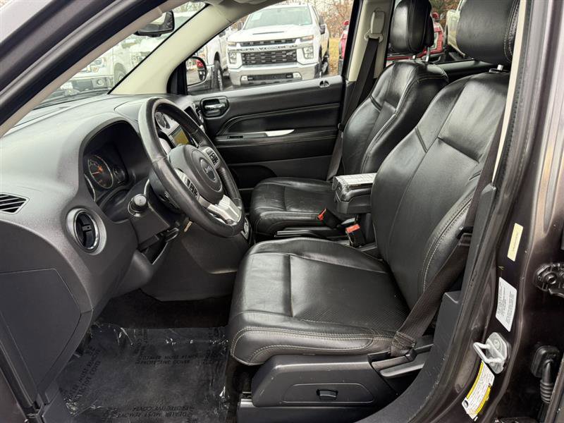 Used 2015 Jeep Compass High Altitude image 26