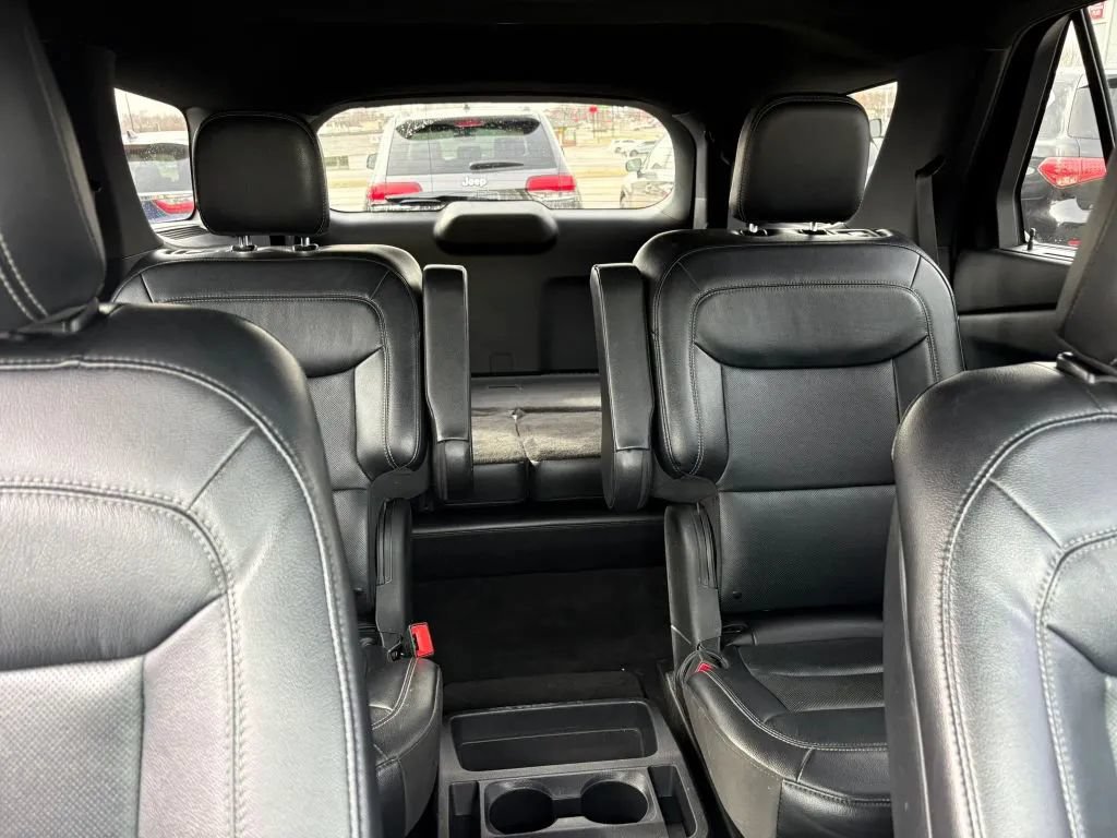 Used 2020 Ford Explorer Limited AWD/4WD image 21