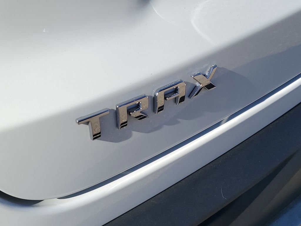 Used 2025 Chevrolet Trax ACTIV w/ Sunroof Package image 38