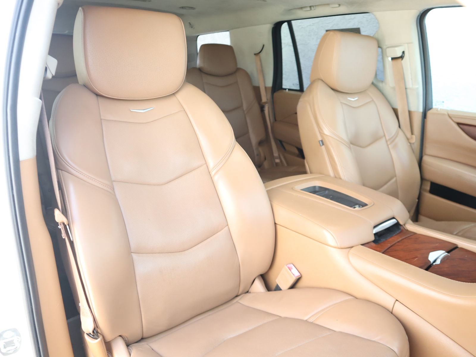 Used 2016 Cadillac Escalade Platinum AWD/4WD image 59