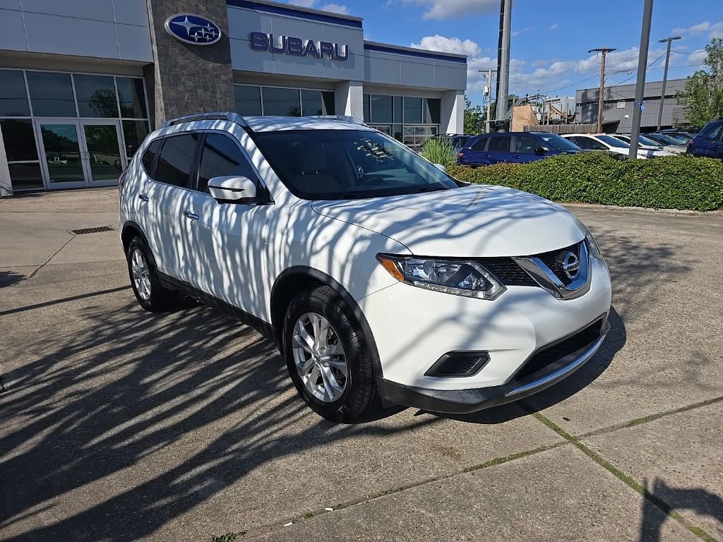 Used 2016 Nissan Rogue SV w/ SV Premium Package image 40