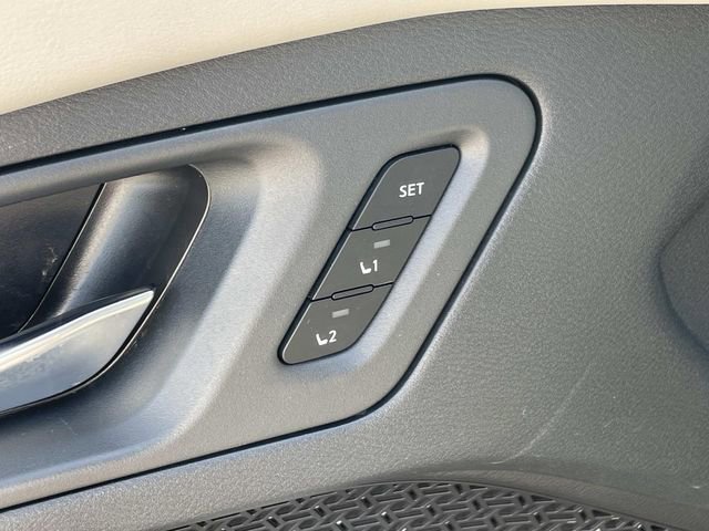 Certified 2024 Nissan Ariya AWD image 17