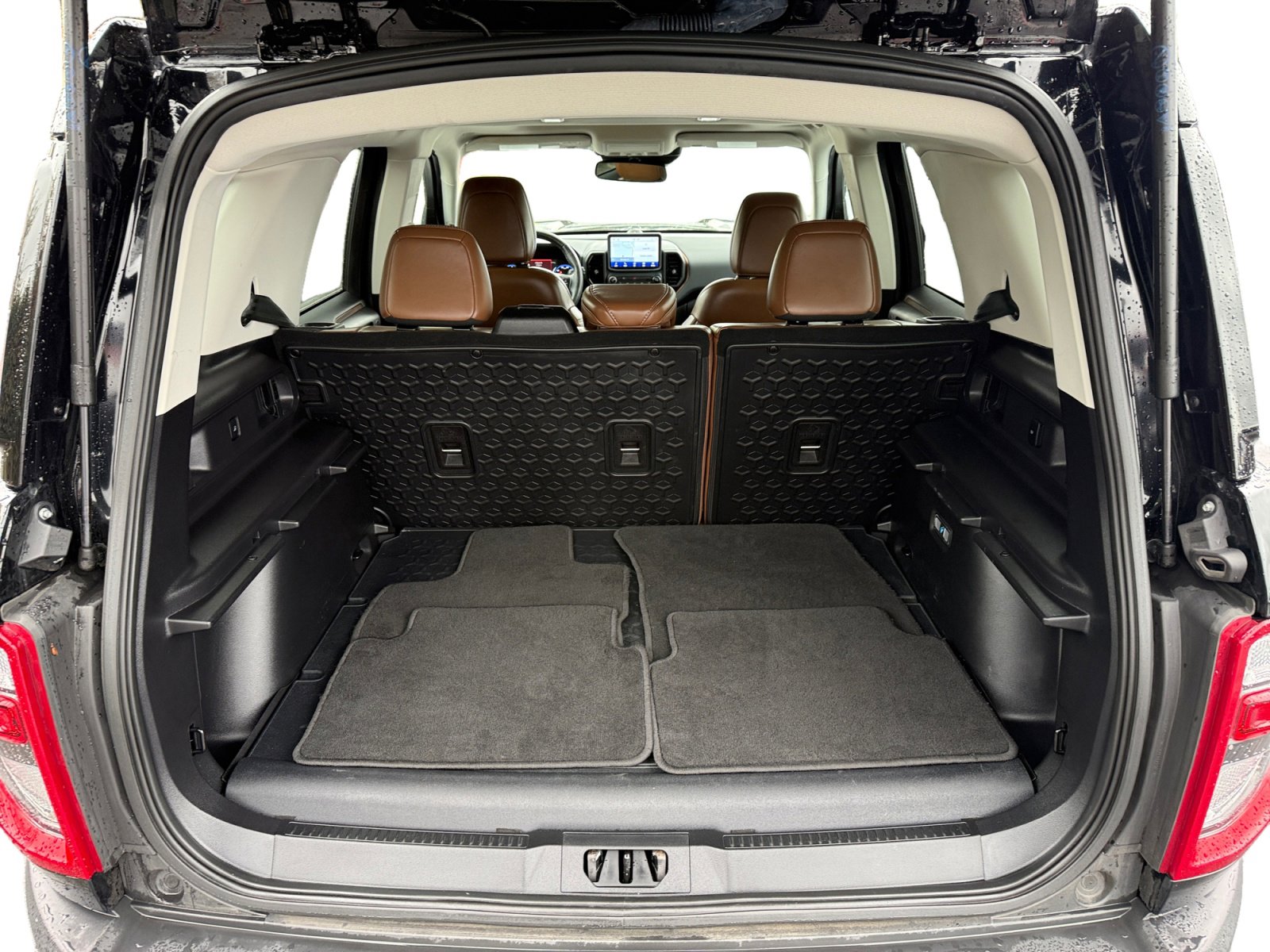 Certified 2023 Ford Bronco Sport Outer Banks w/ Tech Package image 17