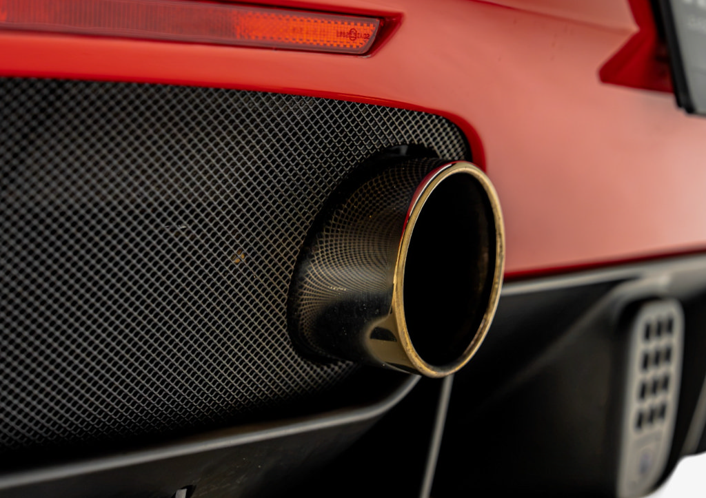 Used 2018 Ferrari 488 GTB RWD image 27