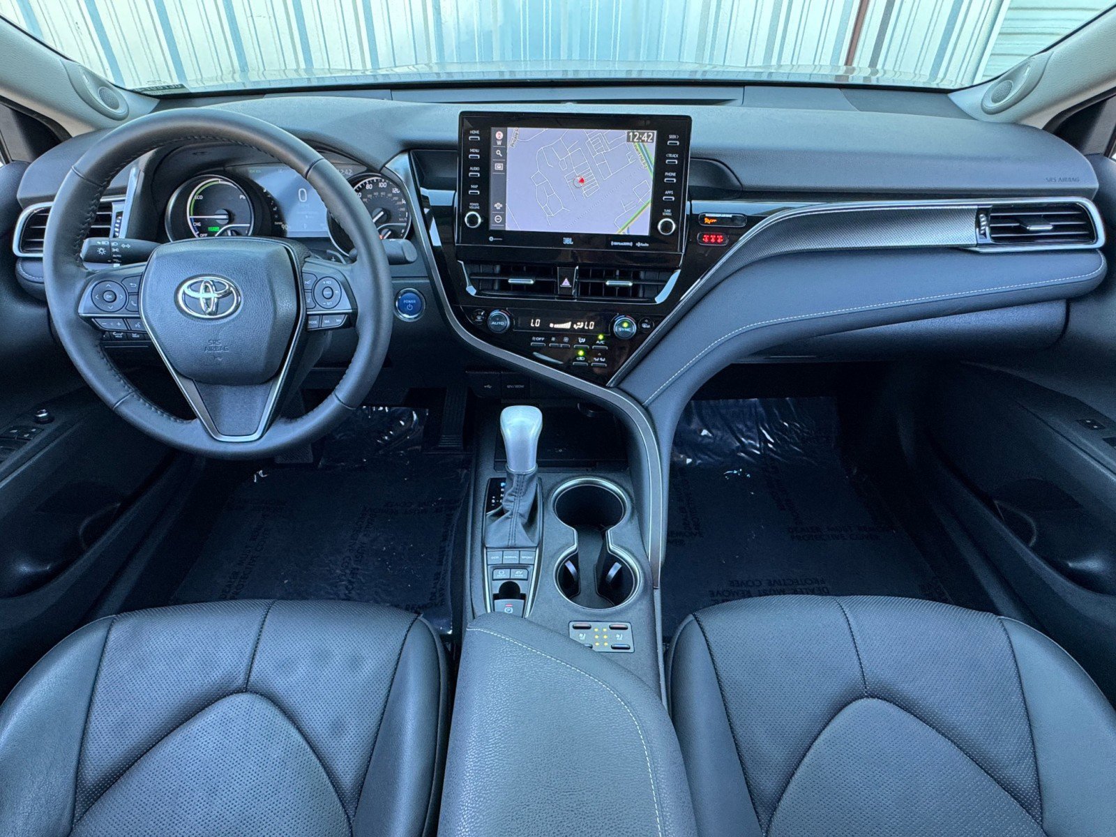 Used 2024 Toyota Camry XSE w/ Navigation Package image 10