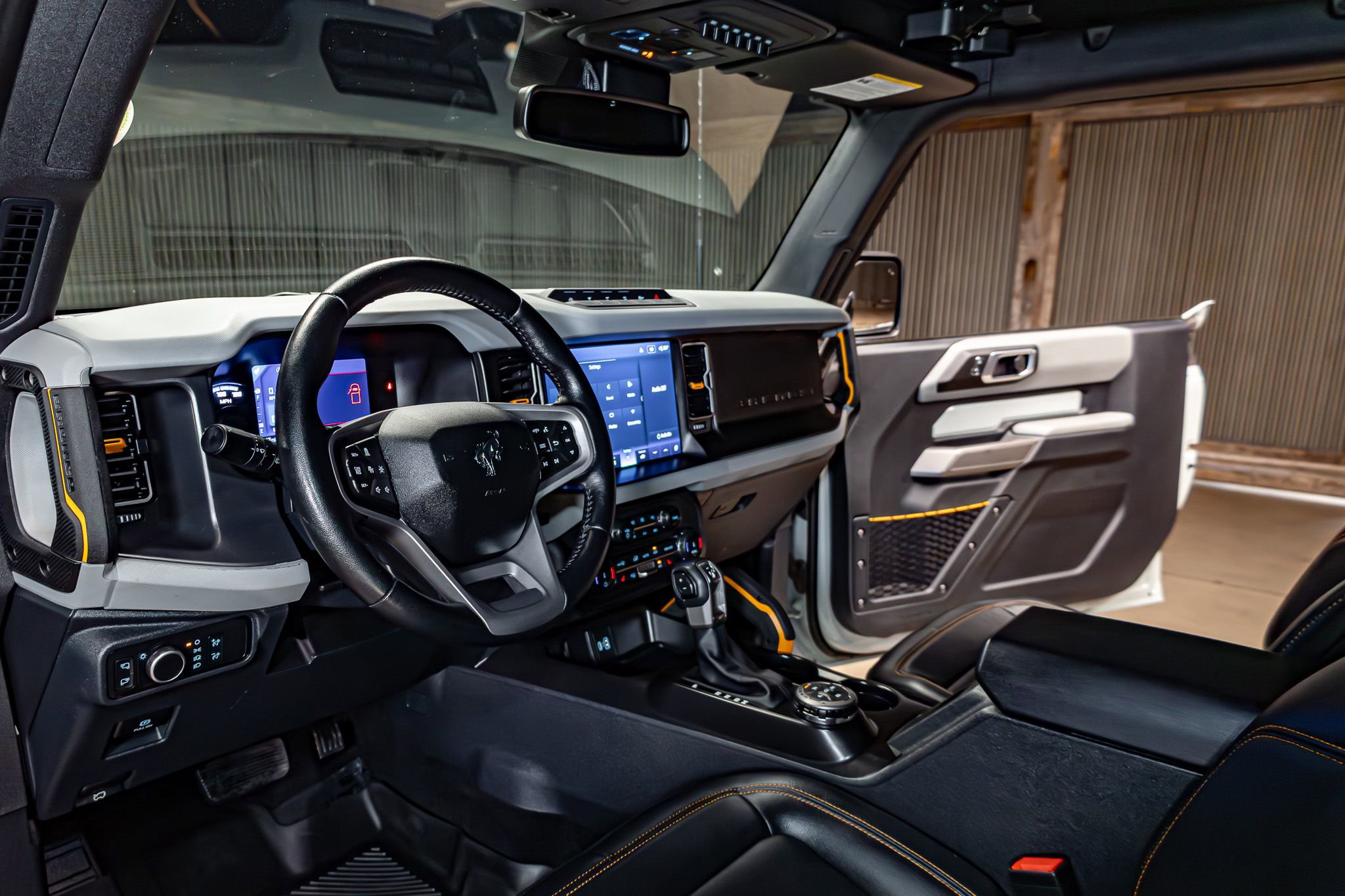 Used 2022 Ford Bronco Badlands image 17