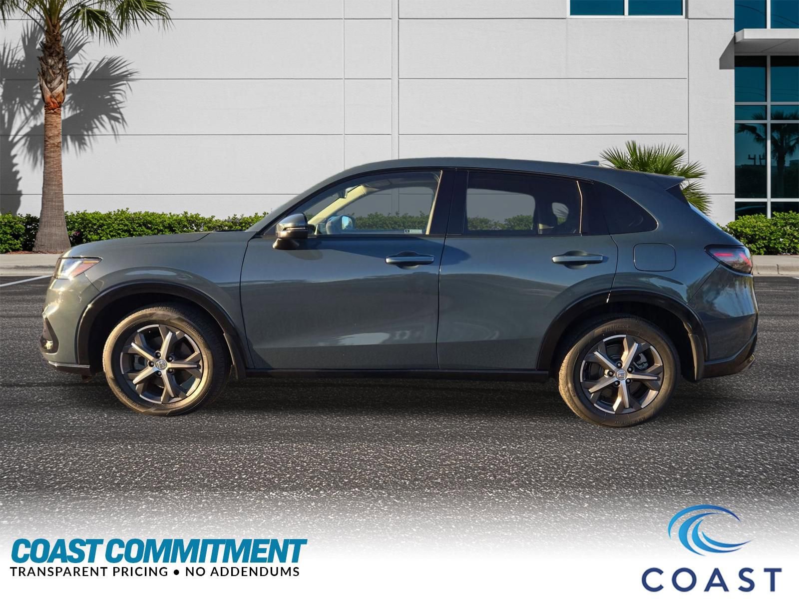 Used 2024 Honda HR-V EX-L image 3