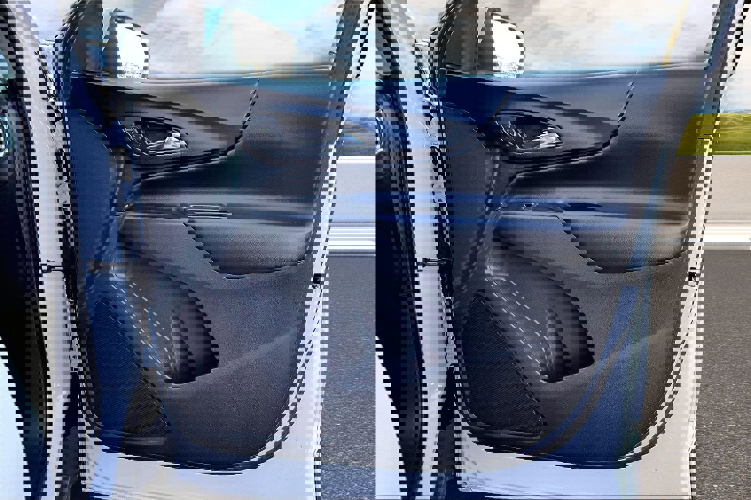 Used 2019 Chevrolet Equinox LT image 20