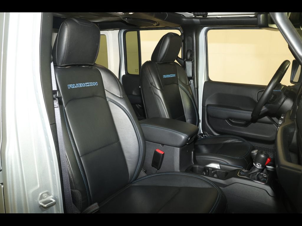 Used 2022 Jeep Wrangler Unlimited Rubicon 4xe w/ Cold Weather Group AWD/4WD image 28