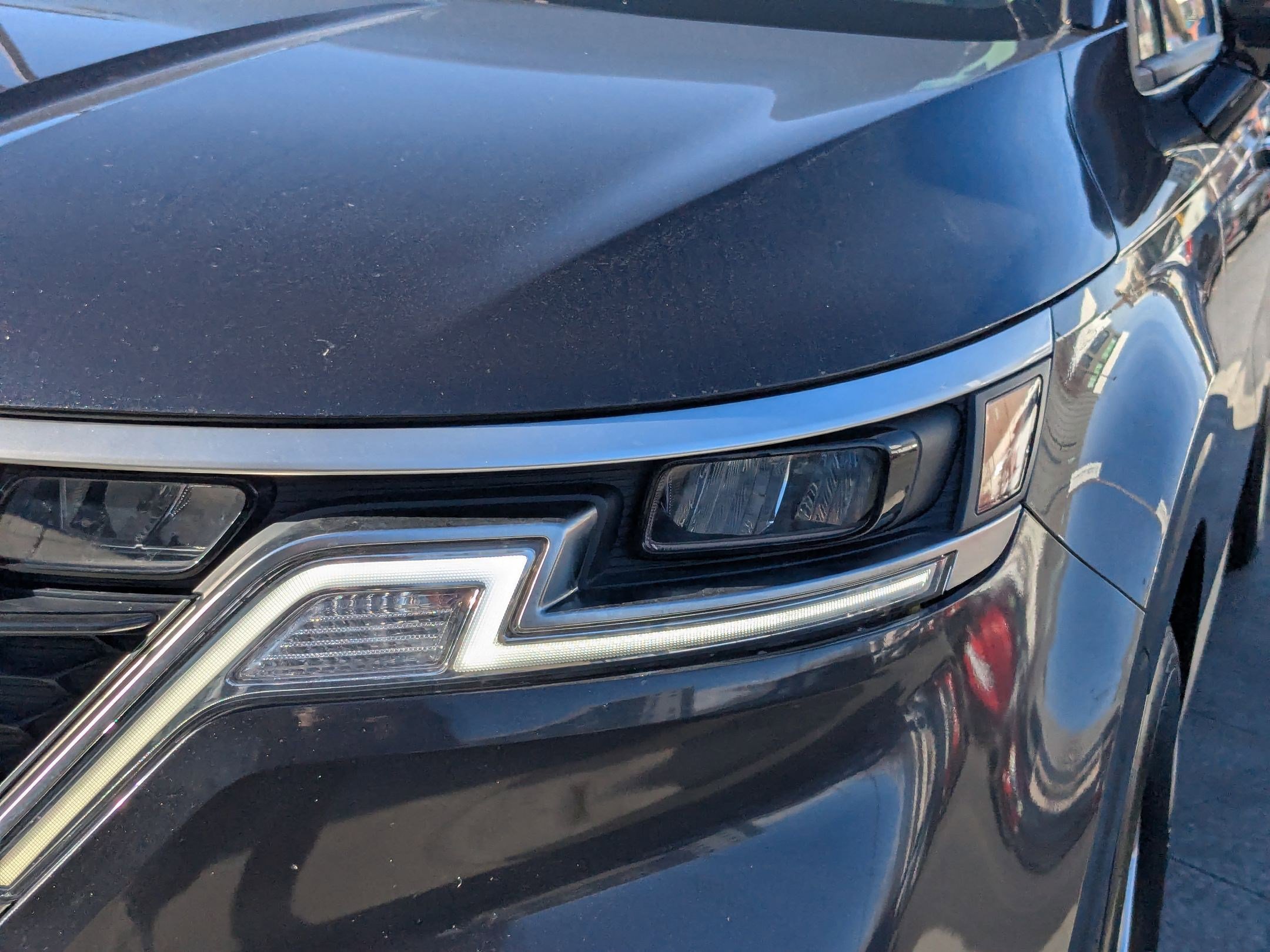 Used 2024 Kia Carnival LX image 12