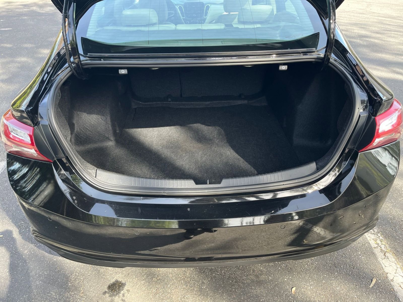 Used 2024 Chevrolet Malibu LT image 32