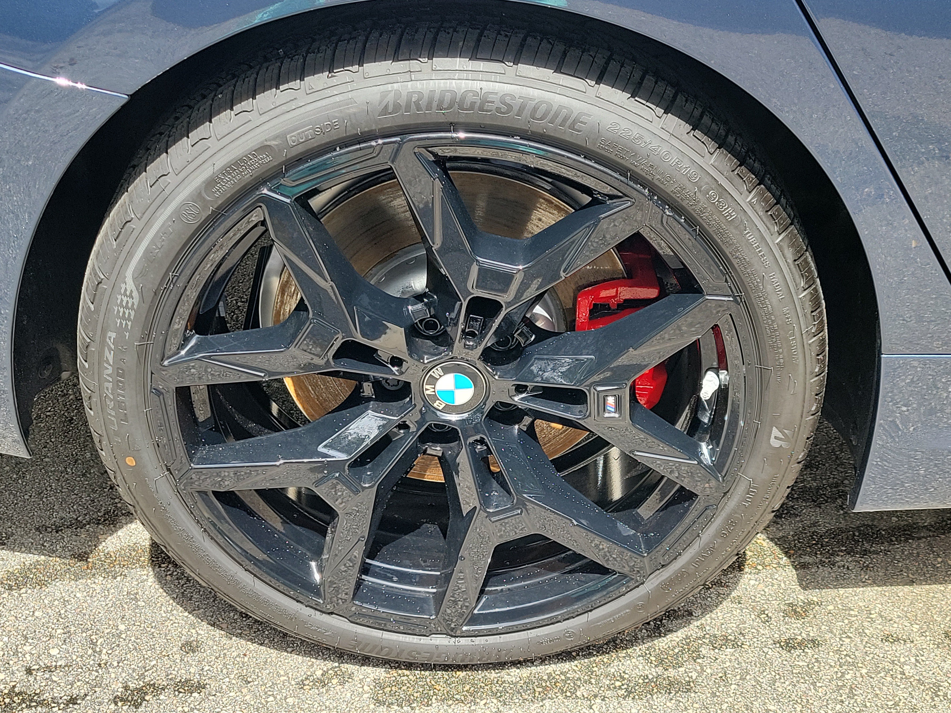 New 2026 BMW 330i Sedan w/ M Sport Package RWD image 5