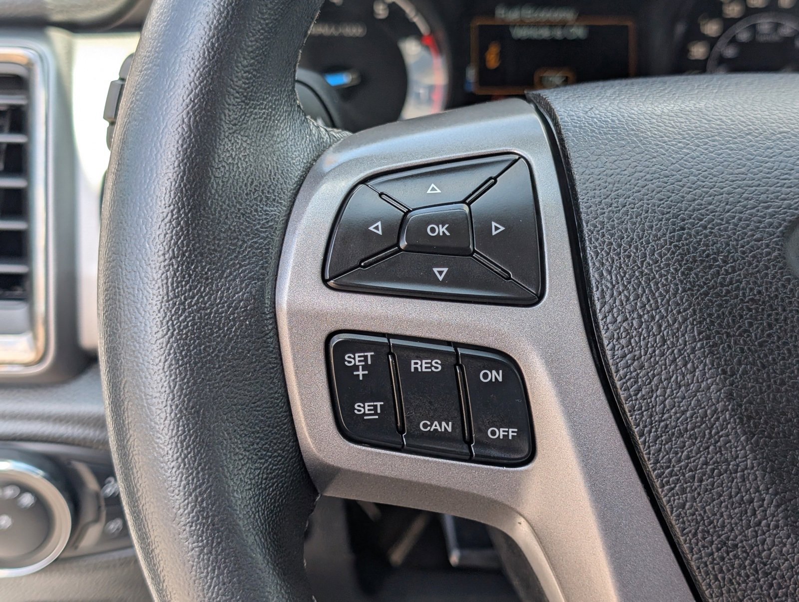 Used 2022 Ford Ranger XLT w/ Equipment Group 301A Mid image 23