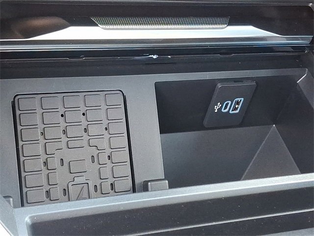 New 2026 Ford F250 Platinum image 17