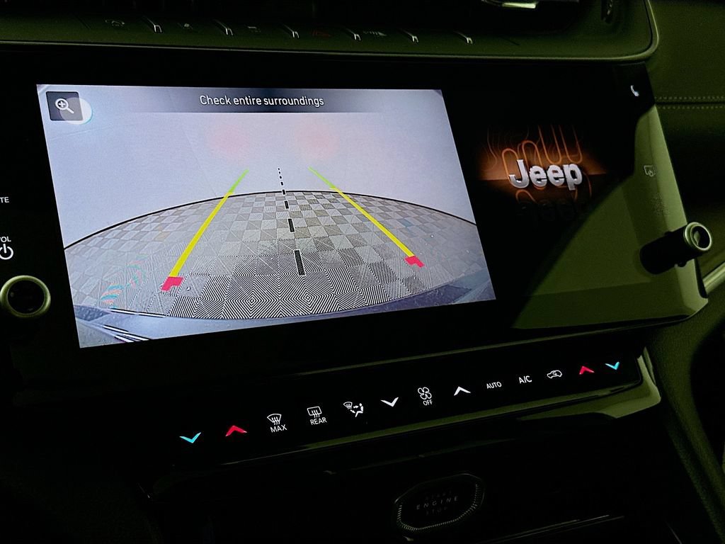 New 2026 Jeep Grand Cherokee Altitude AWD/4WD image 18