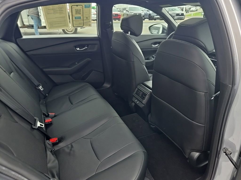 Certified 2025 Honda Accord Sport image 30