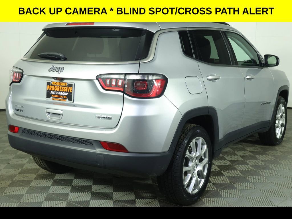 Used 2022 Jeep Compass Latitude image 10