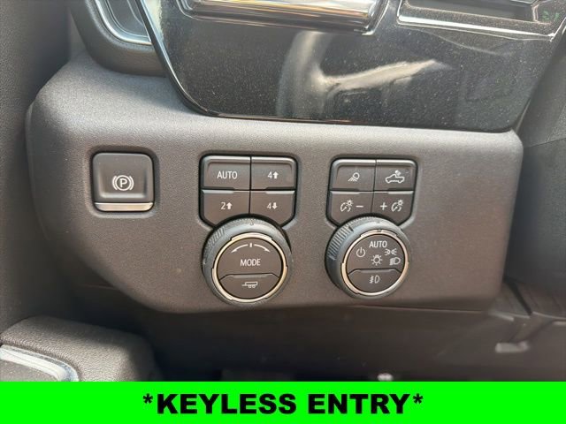 Used 2025 Chevrolet Silverado 2500 LTZ w/ Trail Boss Package image 19