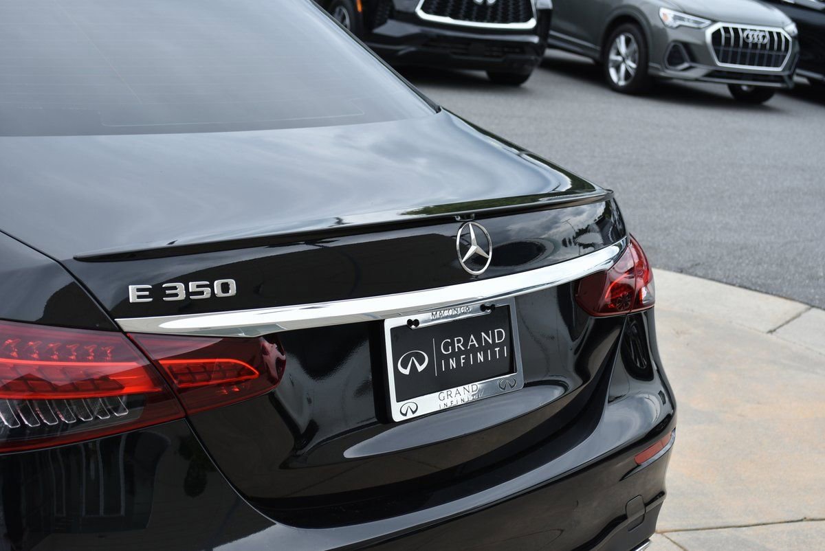 Used 2022 Mercedes-Benz E 350 Sedan w/ AMG Line Exterior image 15