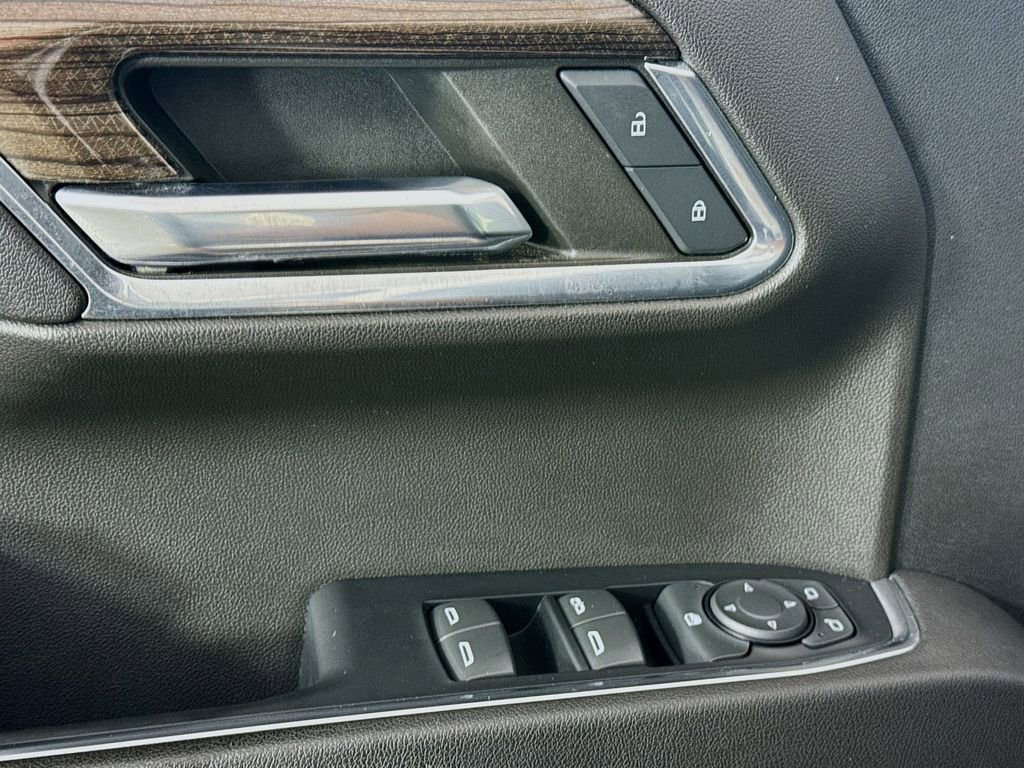 Used 2023 Chevrolet Silverado 1500 LT w/ Z71 Off-Road Package image 19