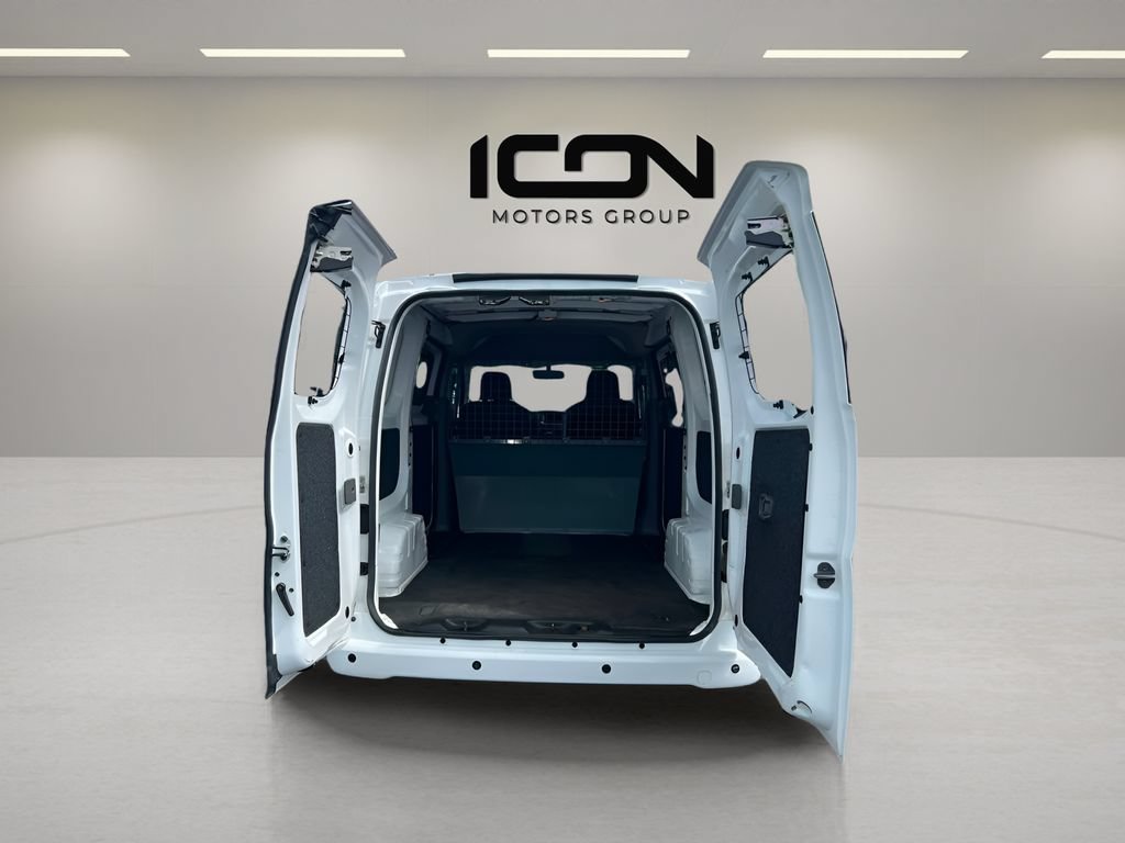 Used 2021 Nissan NV200 SV w/ Sliding Door Glass Package FWD image 17