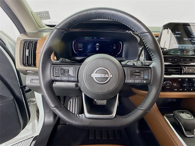 Certified 2023 Nissan Pathfinder Platinum image 11