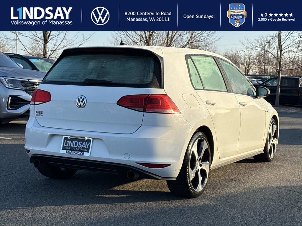 Used 2017 Volkswagen GTI SE image 2