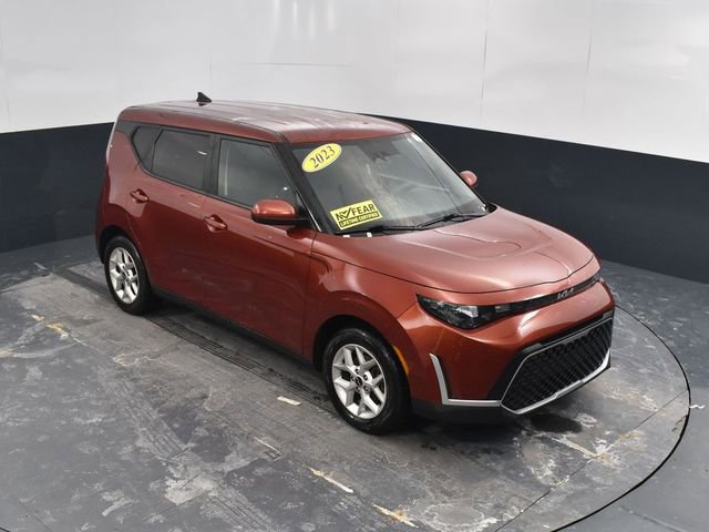 Used 2023 Kia Soul LX w/ Option Group 015 image 30