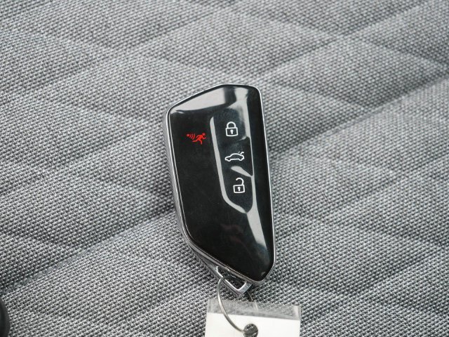 Certified 2026 Volkswagen Tiguan S FWD image 35