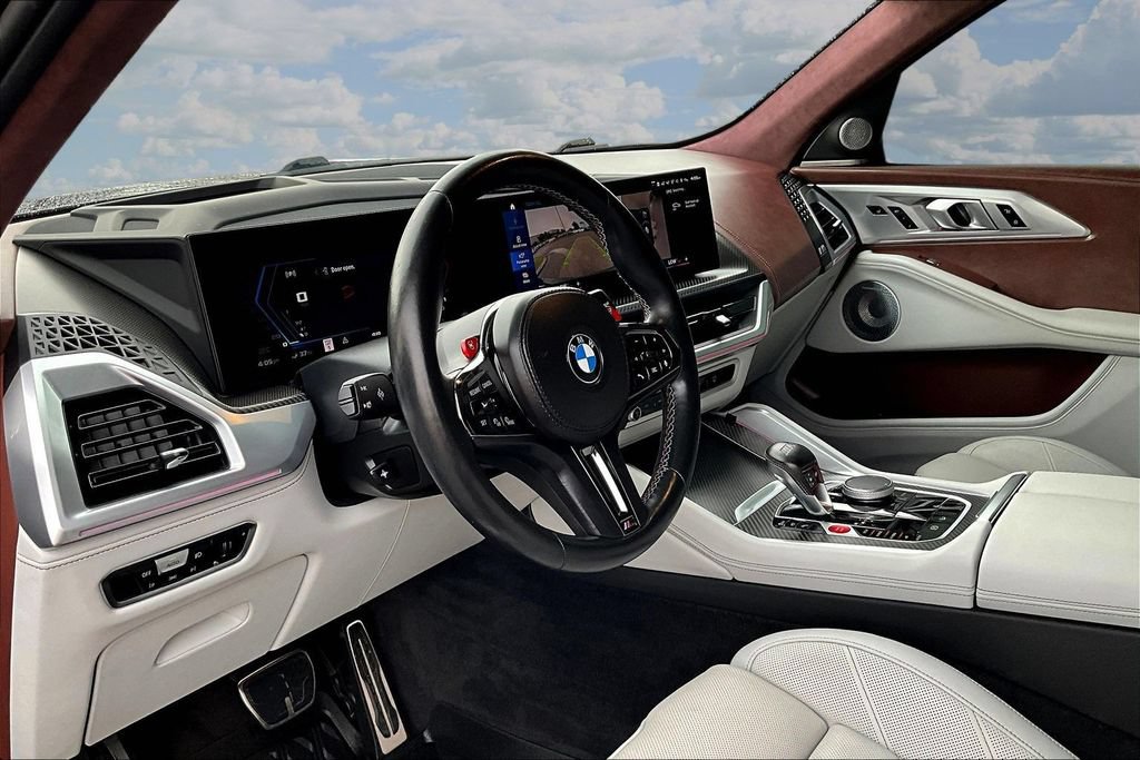 Used 2023 BMW XM w/ M Driver's Package AWD/4WD image 17