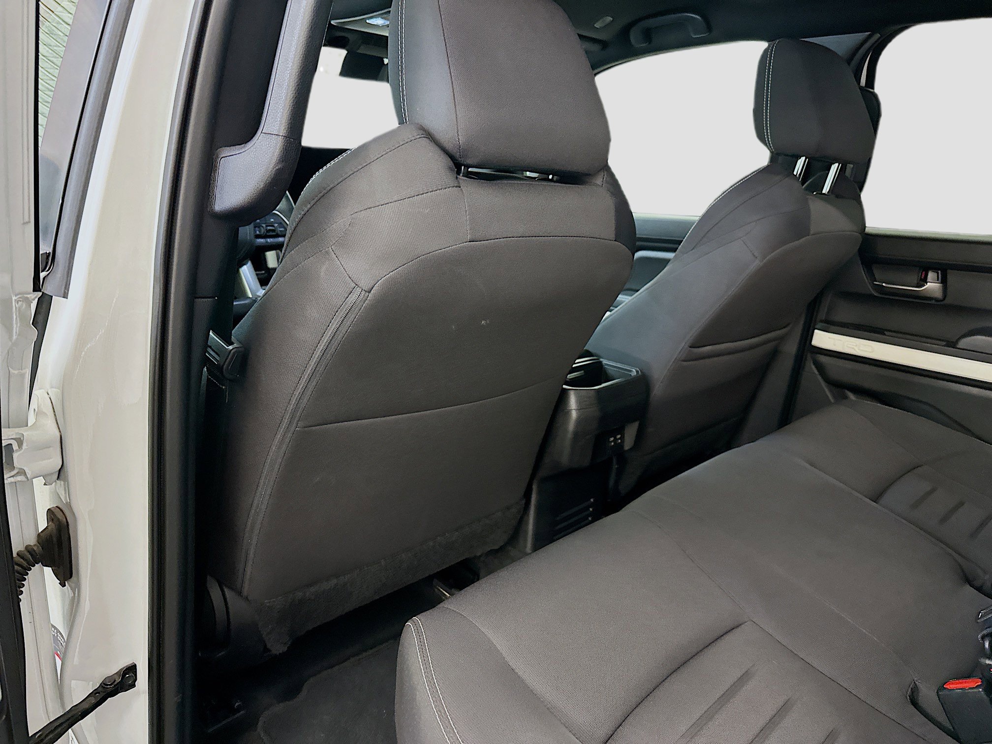 Used 2024 Toyota Tacoma TRD Off-Road image 28