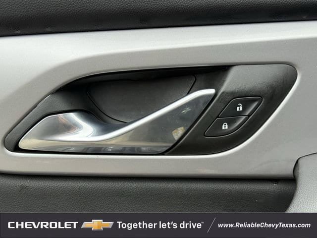 Used 2025 Chevrolet Blazer LT AWD/4WD image 31