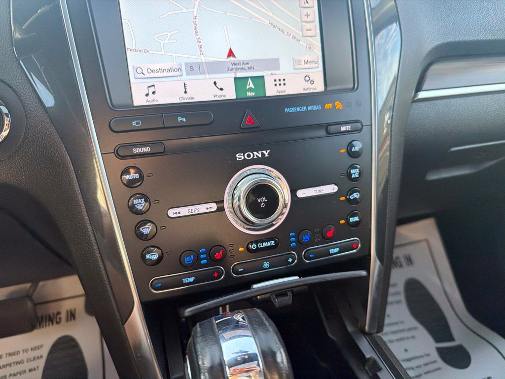 Used 2019 Ford Explorer Limited w/ Class III Trailer Tow Package AWD/4WD image 34