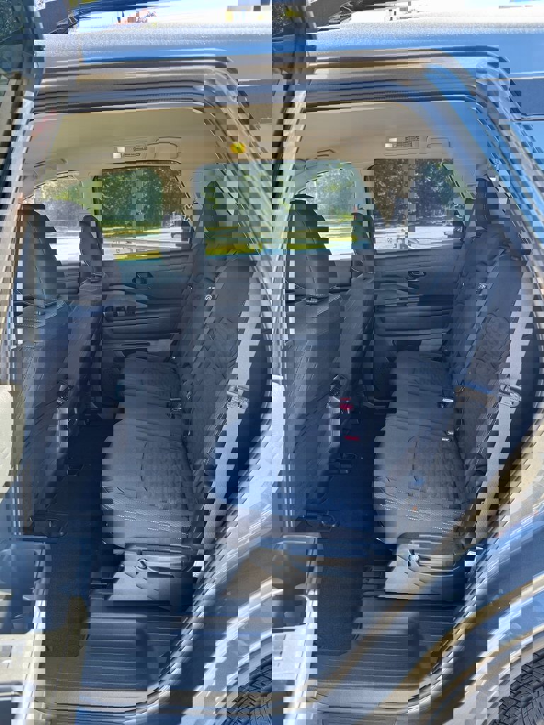 Used 2024 Nissan Pathfinder SV image 11