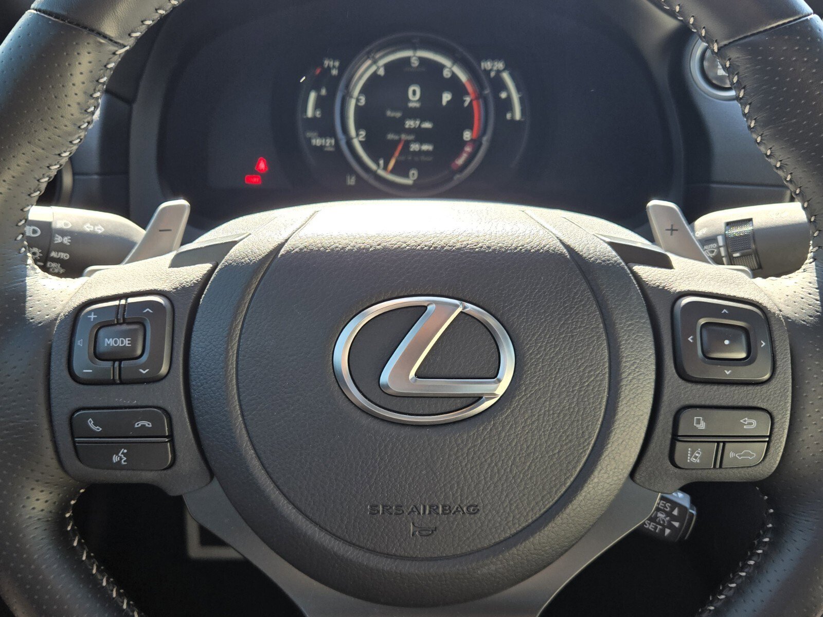 Certified 2025 Lexus IS 350 F Sport image 27