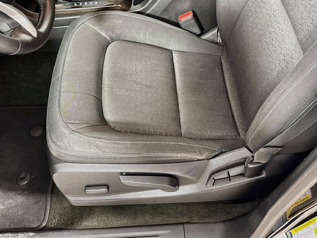 Used 2015 GMC Canyon SLE RWD image 20